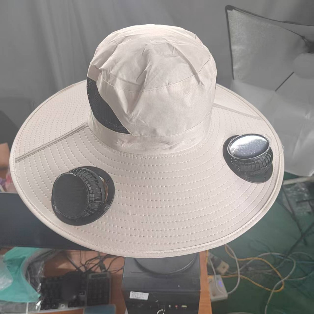 2026 New Solar-Powered Dual-Supply Fan Cap Accessories, Type-C Fast Charging, Three-Level Adjustable Assembly Accessories