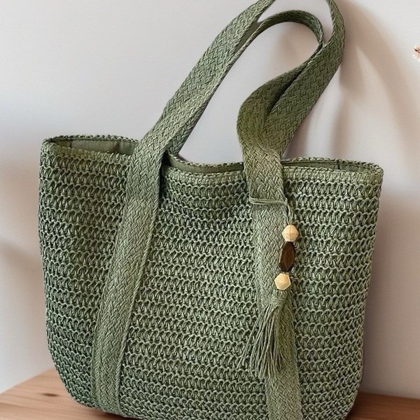 Large capacity straw bag, beach bag, paper machine fashion woven straw shoulder bag, peach wood pendant, woven bag, tote bag