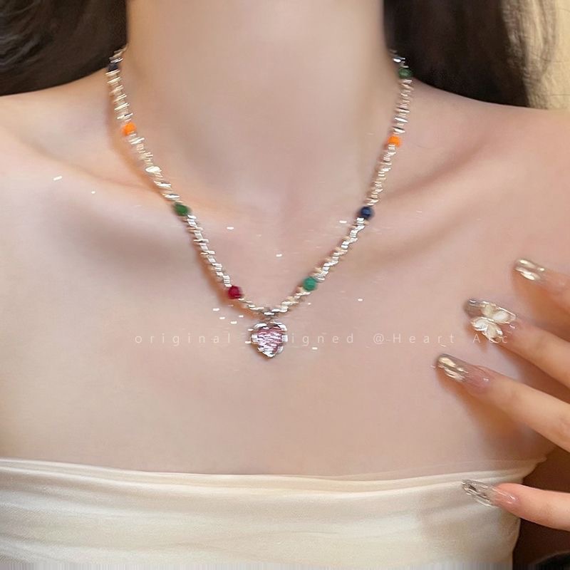 Dopamine-inducing women's jewelry, summer-lasting colorful beaded clavicle chain with butterfly, pearl, and heart design.