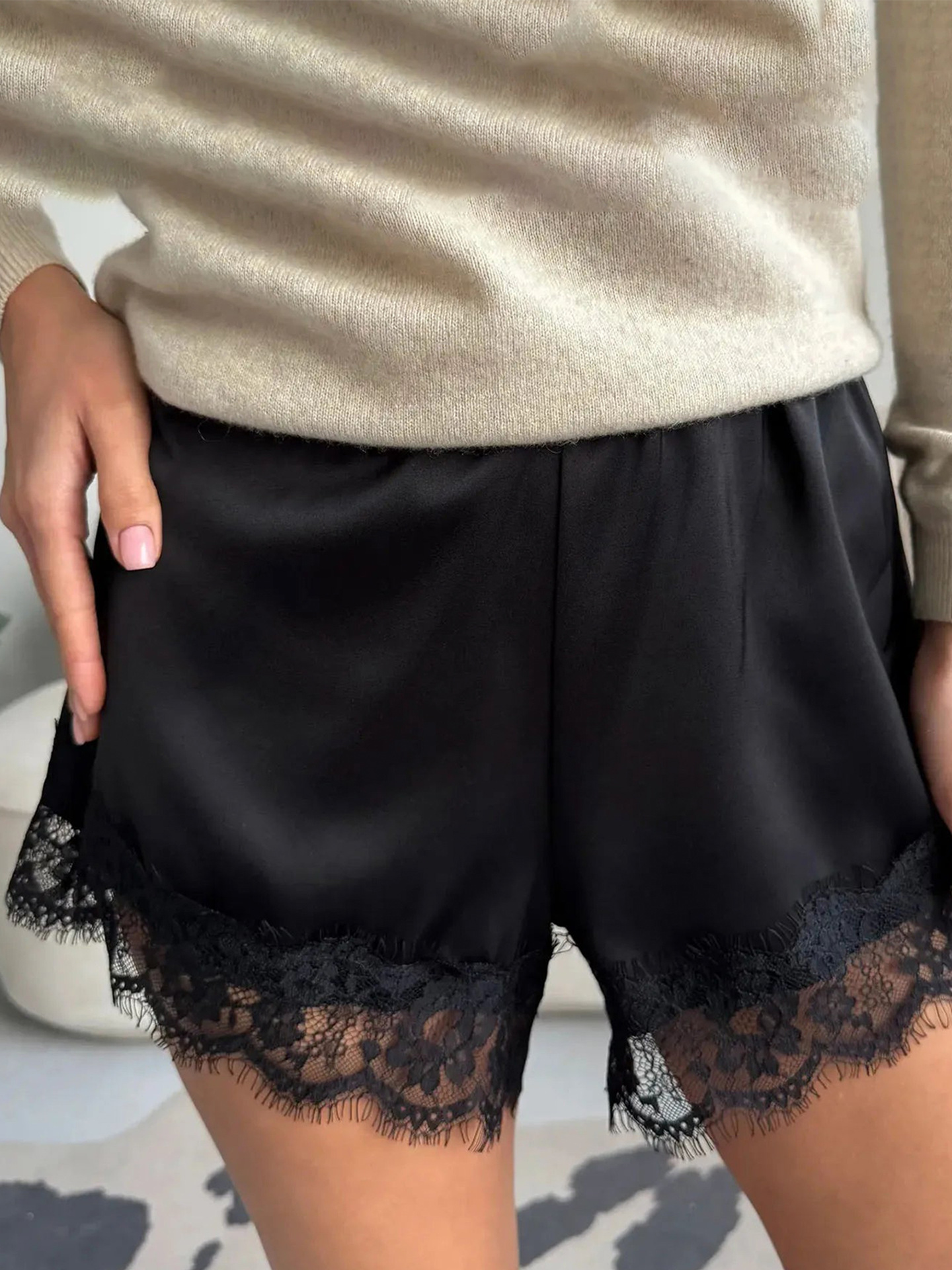 2026 Amazon Fashion French Elegance Satin Lace Trim Shorts Women's Spring High-Waisted Loose Patchwork Shorts