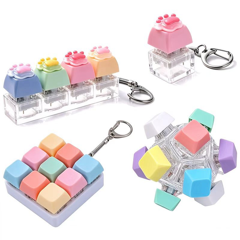 Free package combination: Decompression button keychain, fingertip decompression toy keycap, keychain small pendant