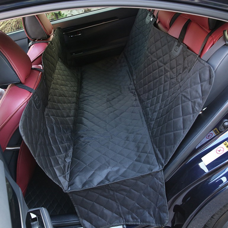 Amazon waterproof pet mat, car mat, all-season, sturdy, suitable for rear seats and trunk.