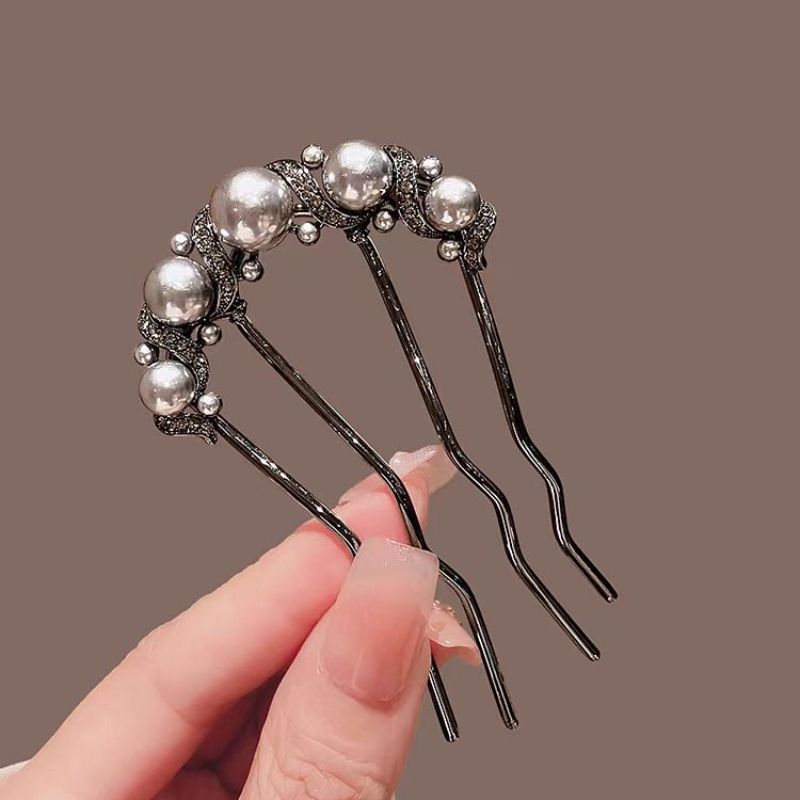 High-end hair comb with four-tooth design, perfect for updos, hairpins, and hair accessories. Versatile styles available for direct sale.