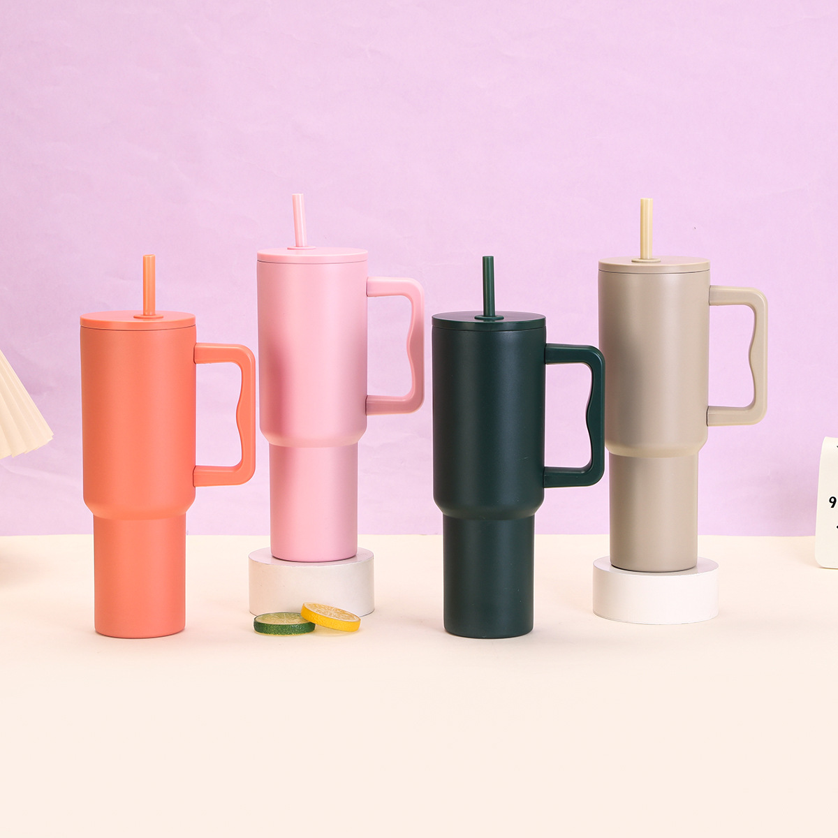 Cross-border 40oz third-generation car mug, 304 stainless steel gradient color insulated water bottle, portable outdoor ice cup.