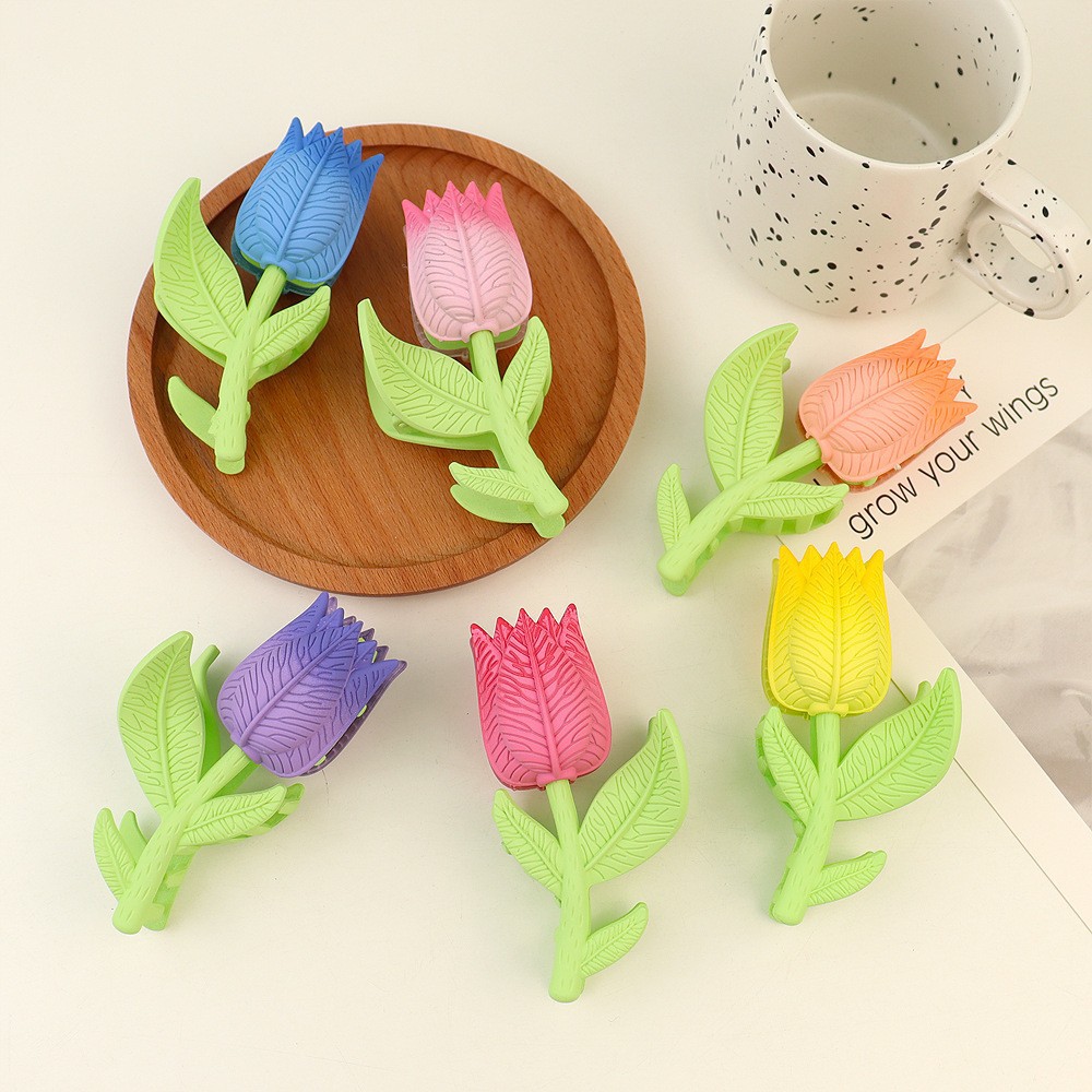 New cross-border hot-selling cute tulip flower plastic hair clip, fresh and cute hair accessory, back of head hair clip for women.