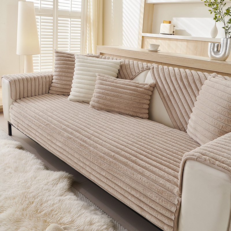French-style rabbit plush sofa cushion, thickened, warm, creamy, non-slip, 2026 new style seat cushion sofa cover.