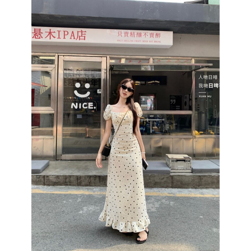 French square-neck puffed sleeve dress for women, summer style, waist and hip skirt, tea break skirt, unique and niche long skirt