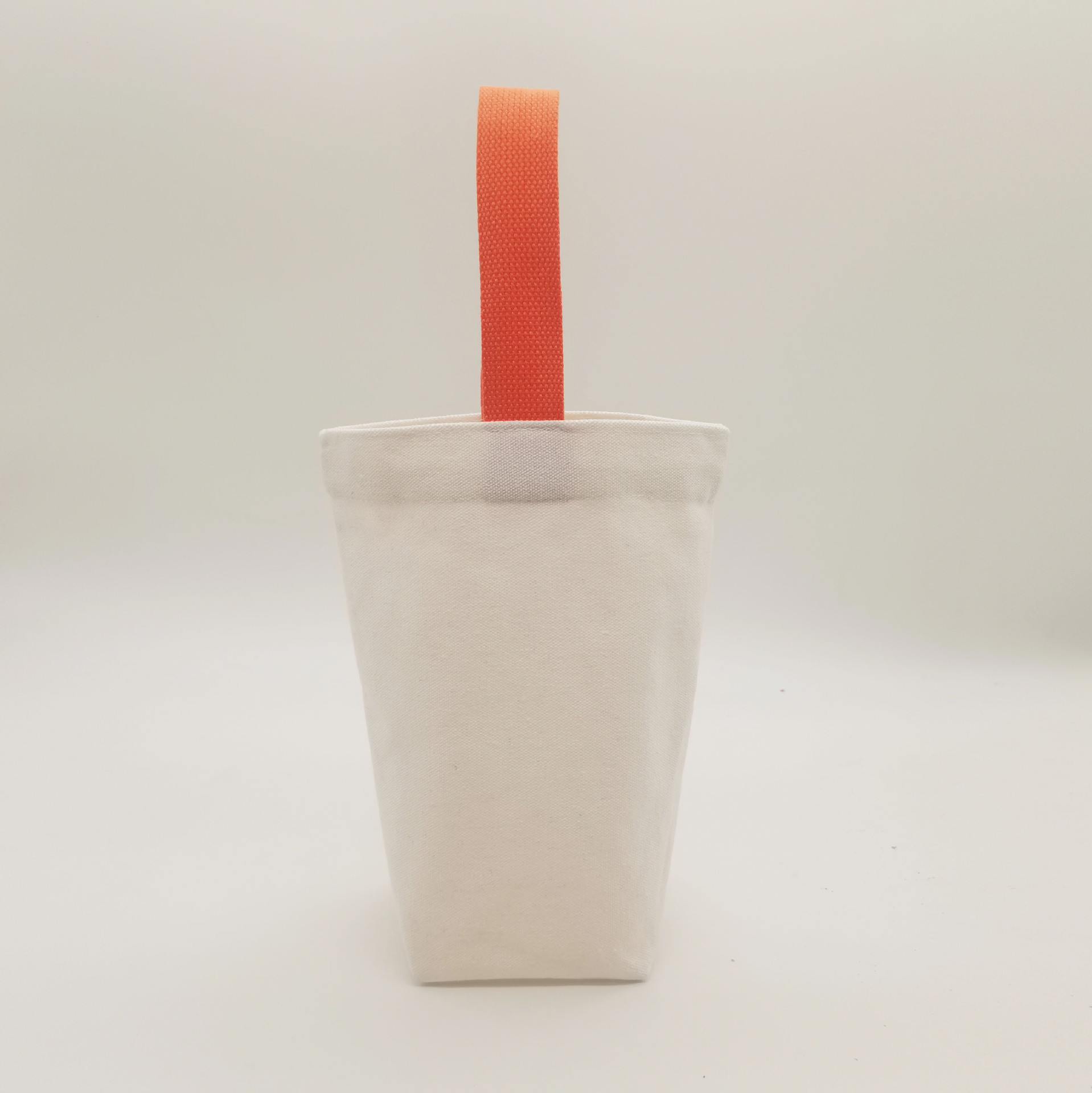 Instagram-worthy milk tea tote bag, canvas eco-friendly cup sleeve, insulated cup sleeve, glass cup sleeve, milk tea bag, canvas.