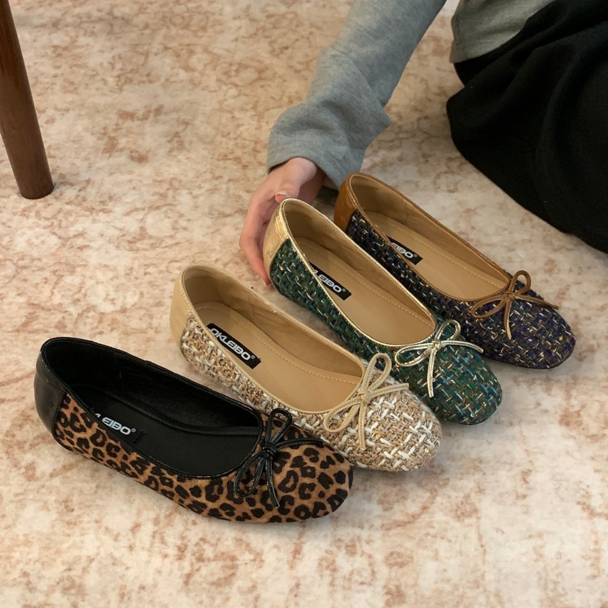 2026 Cross-border bestsellers for autumn and winter: Chanel-style single shoes, women's flat, shallow toe, bean shoes, square toe, ladle shoes, soft soles, Mary Jane