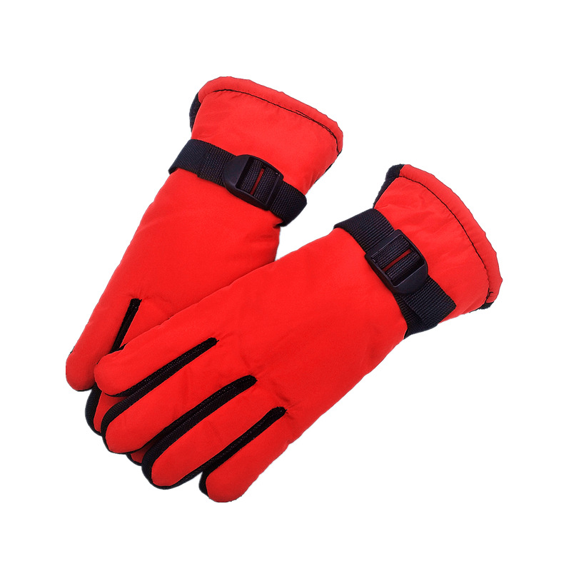 Children's gloves for winter warmth. Cute black and pink clean surface for middle children aged 3 to 13. Thickened cycling gloves for skiing