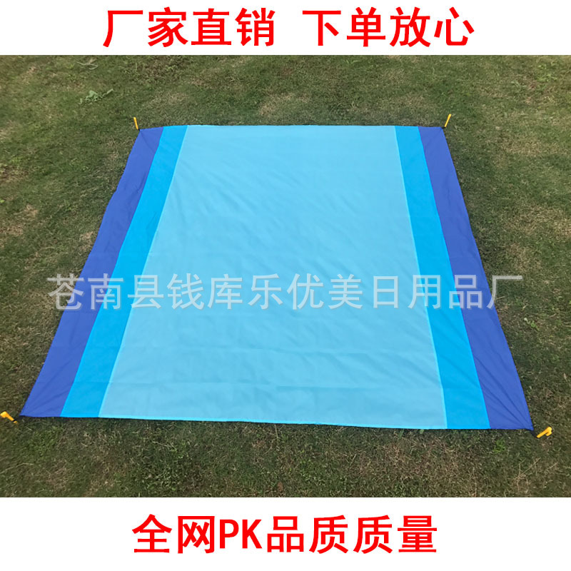 New outdoor camping beach mat, waterproof, foldable pocket picnic mat, beach camping polyester checkered fabric mat
