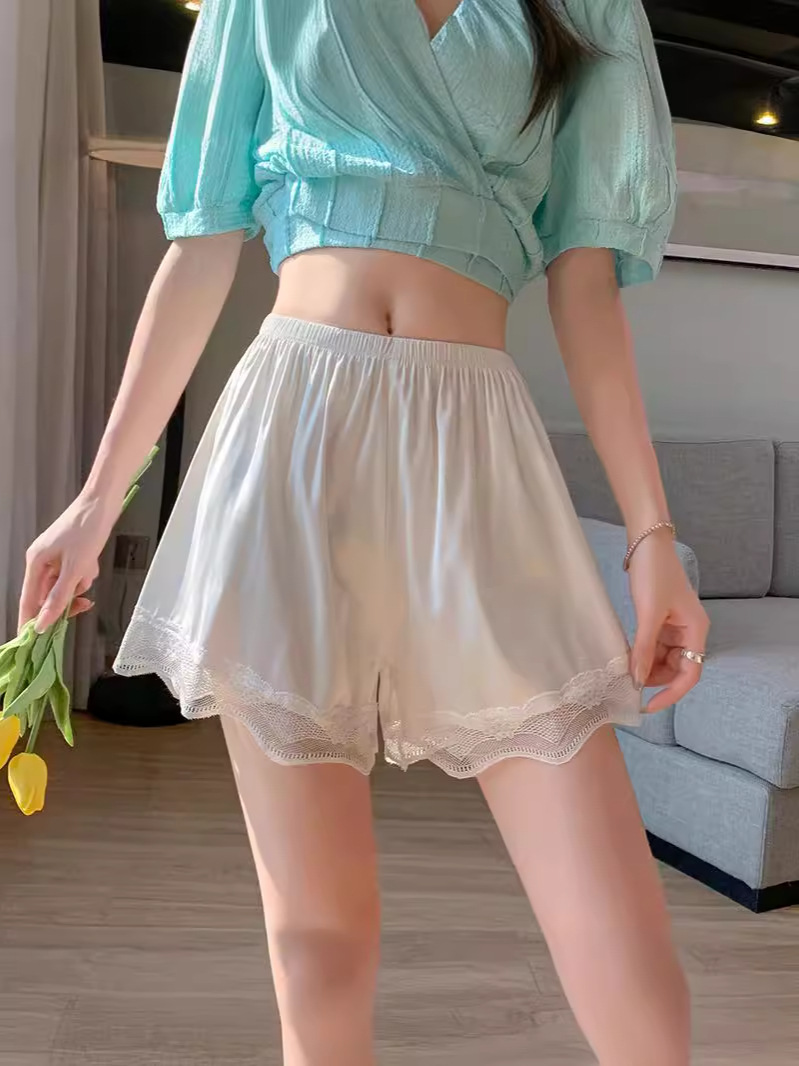 Women's safety pants to prevent exposure, summer thin style, can be worn on the outside, lace satin jk unrolled loose home leggings and shorts