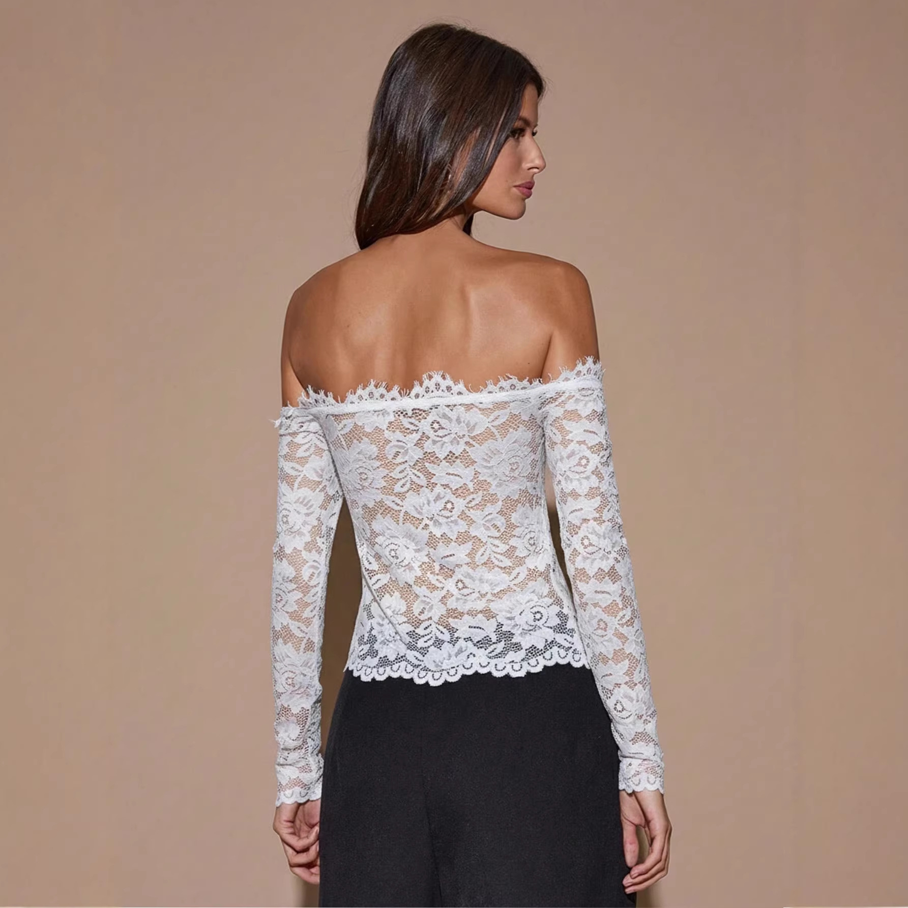 A new spring/summer women's white one-shoulder long-sleeved French retro lace shirt top from cross-border Amazon in Europe and America