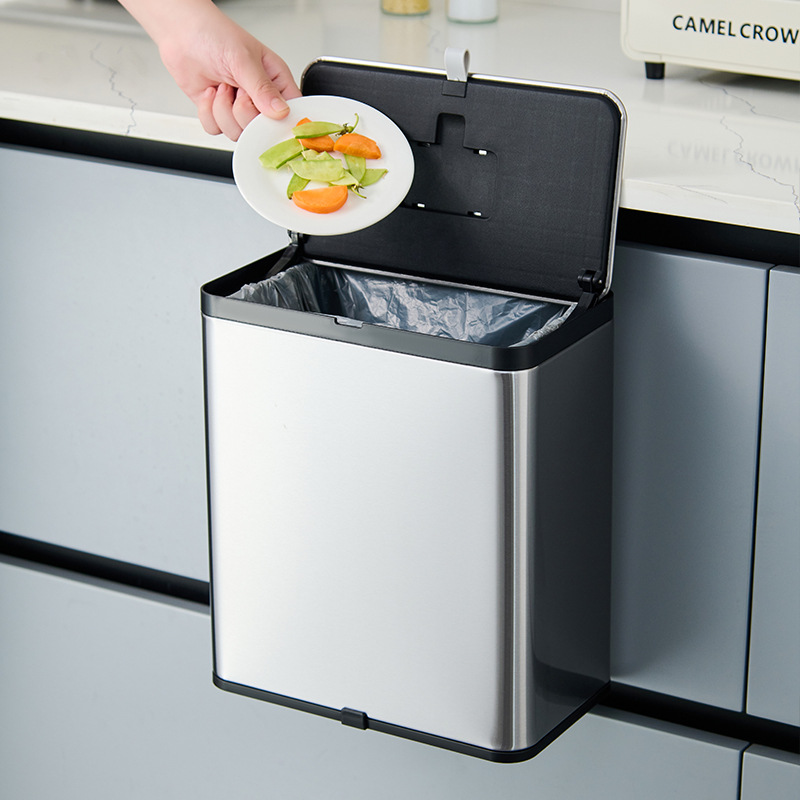 The square combination plastic inner liner of the stainless steel wall-mounted trash can is moisture-proof and odor-proof, making it extremely simple and odor-proof for kitchens and bathrooms