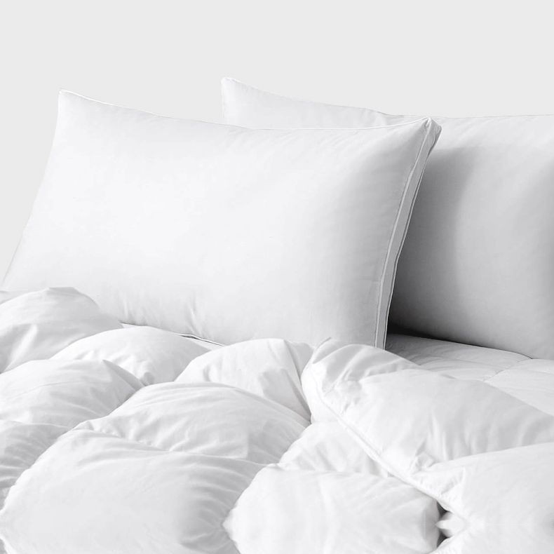 Hilton Hotel's same style down pillow core, 95 white goose down pillow, white duck down pillow, five-star Class a pillow