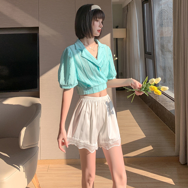 Lace anti-glare three-in-one home shorts that can be worn outside without curling edges, thin summer lace safety pants for women's distribution