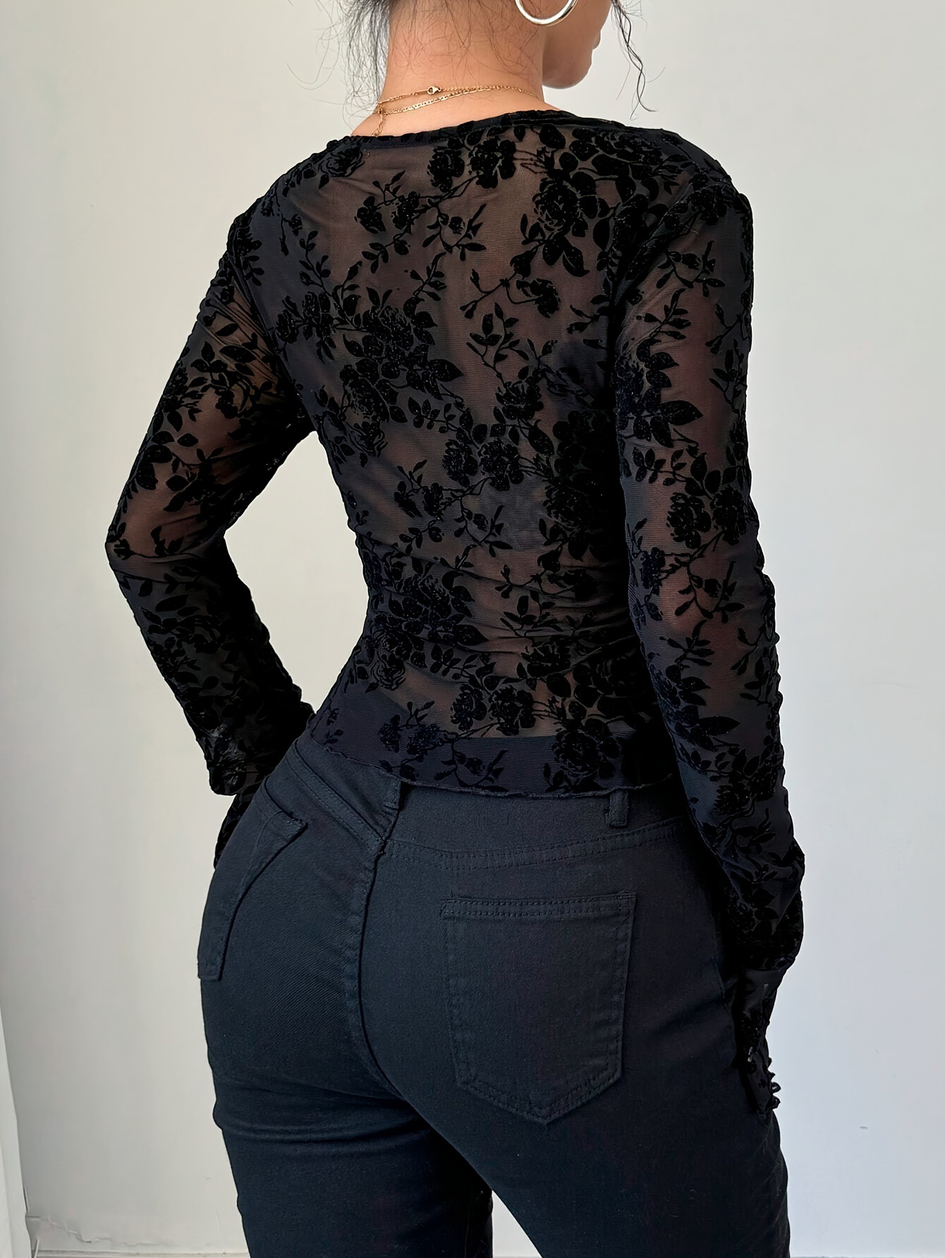 New V-neck lace patchwork fabric flared sleeve T-shirt and top for women on Amazon TIK2026 Spring, cross-border from Europe and America