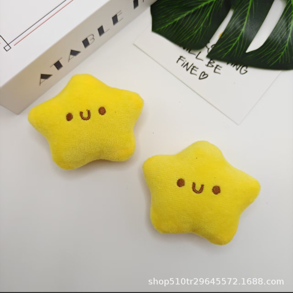 Cartoon plush brooches, cute bear dolls, frog and rabbit bags, pendants, diy arcade animal dolls